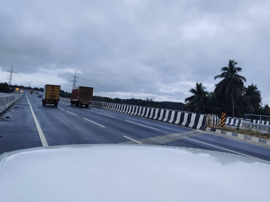 Bangalore to Hampi highway road condition NH48 road trip experience