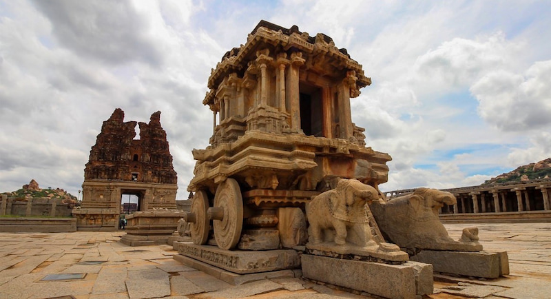 Stone Chariot Vittala Temple Hampi famous monument Karnataka
